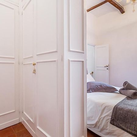 Sora Menica Twin Apartment Рим Екстериор снимка